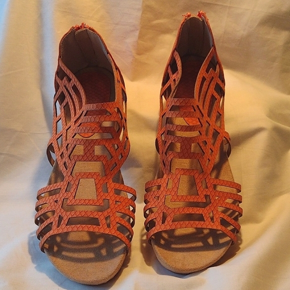 Nazareth Gladiator Sandals by Bellini size 7.5 NWOB - Picture 5 of 10